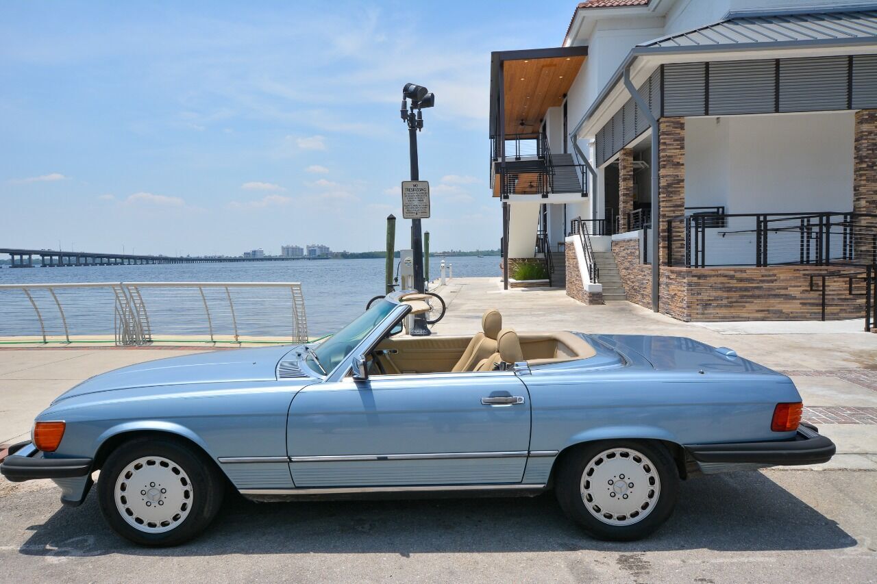 1989 MERCEDES-BENZ 560