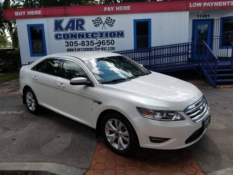 2011 FORD Taurus