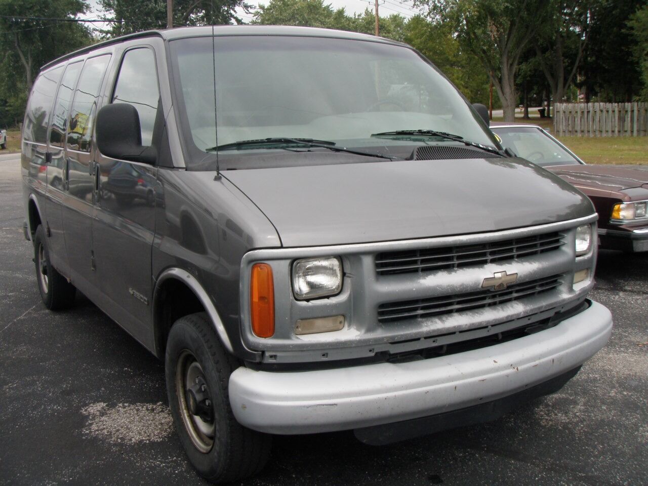 2000 CHEVROLET Express