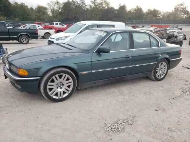 BMW 740i