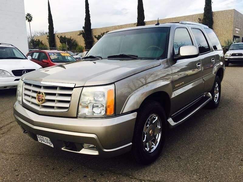 2003 CADILLAC Escalade