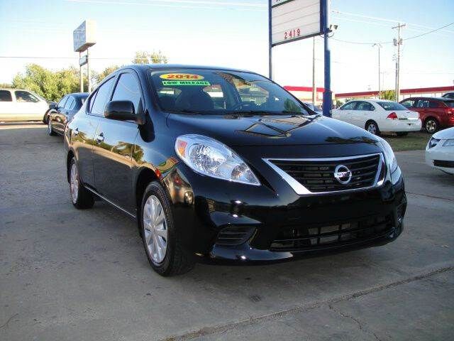2014 NISSAN Versa