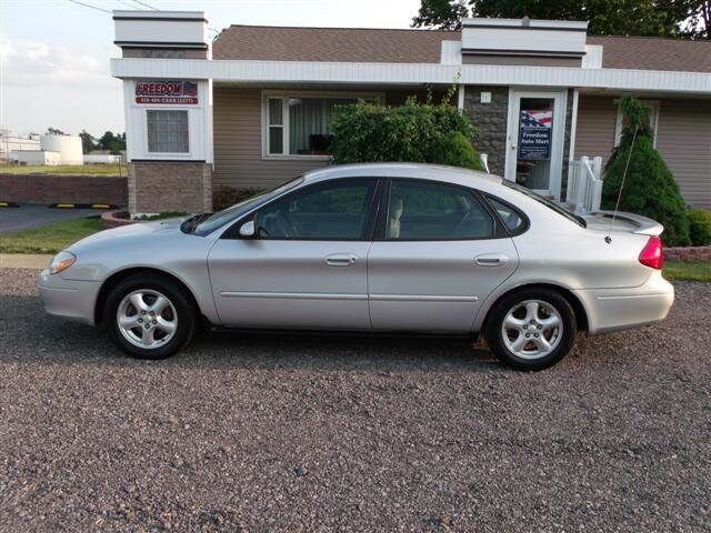 2003 FORD Taurus