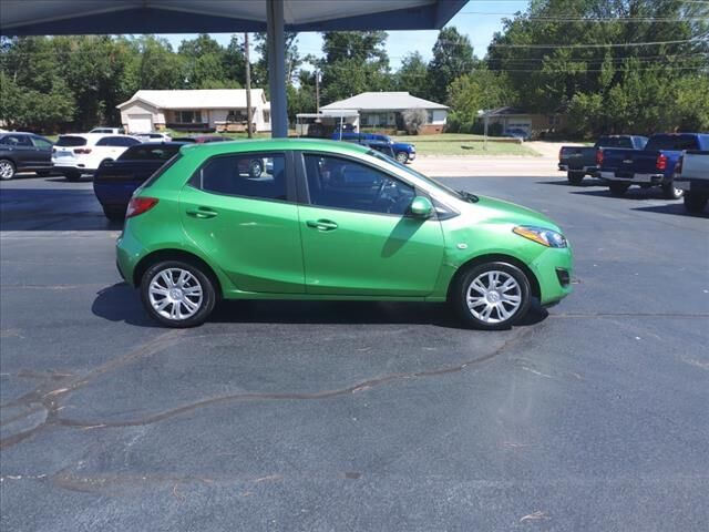 2012 MAZDA Mazda2