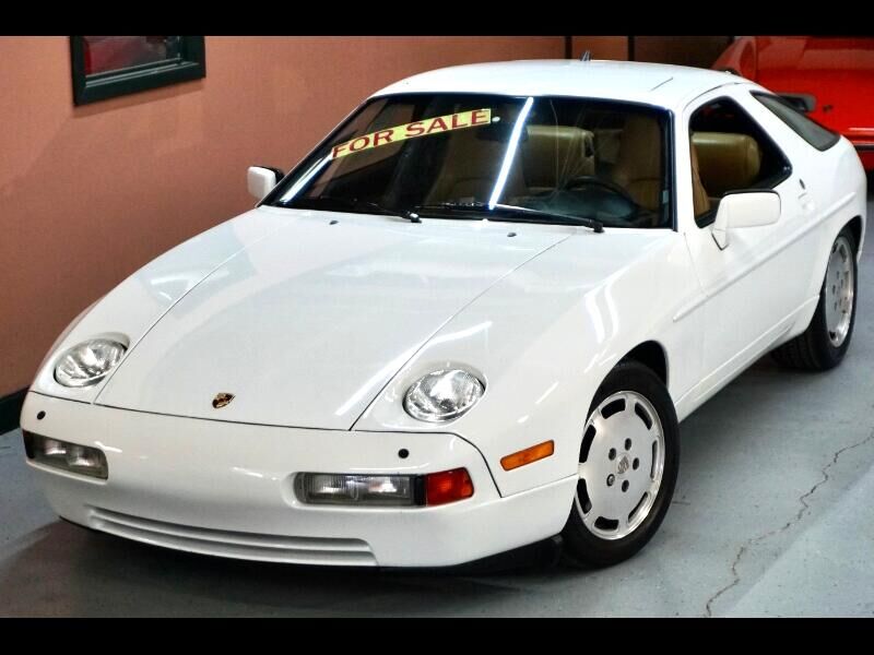 Porsche 928