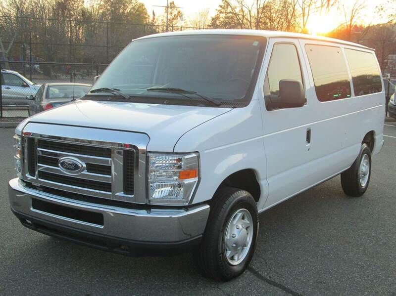 2014 FORD E-350
