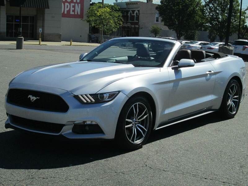 2015 FORD Mustang