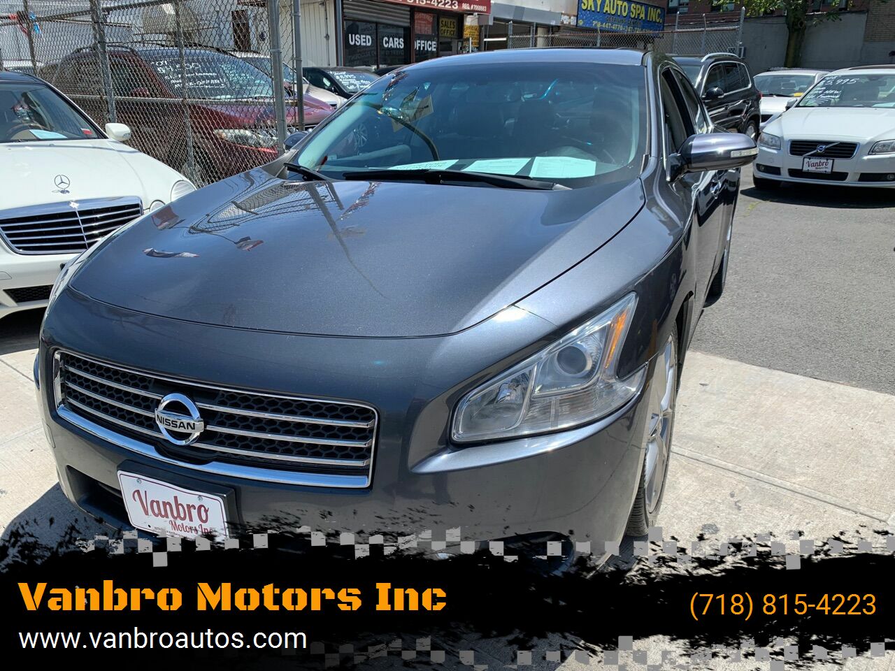 2010 NISSAN Maxima