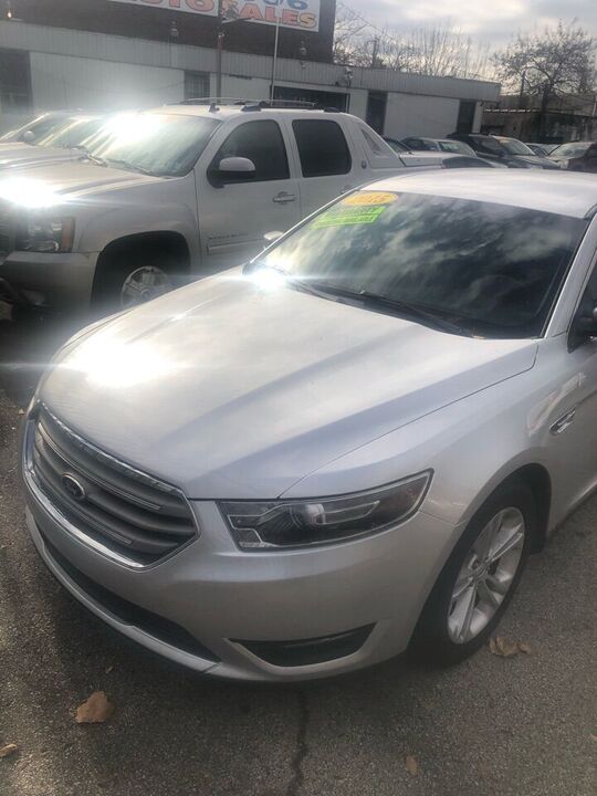 2015 FORD Taurus