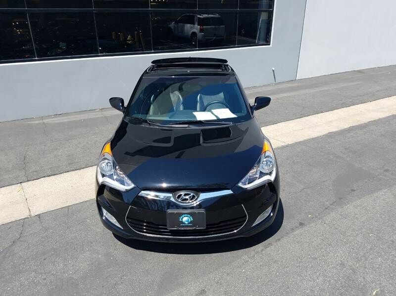 2016 HYUNDAI Veloster
