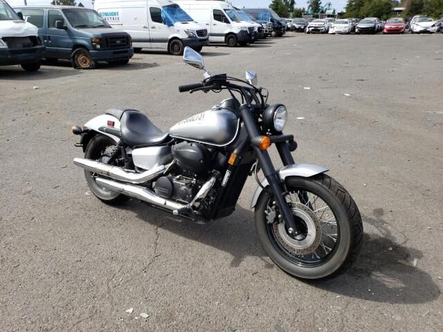 Honda VT750 (Shadow Phantom)