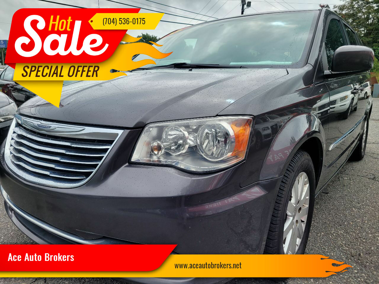 2016 CHRYSLER Town and Country