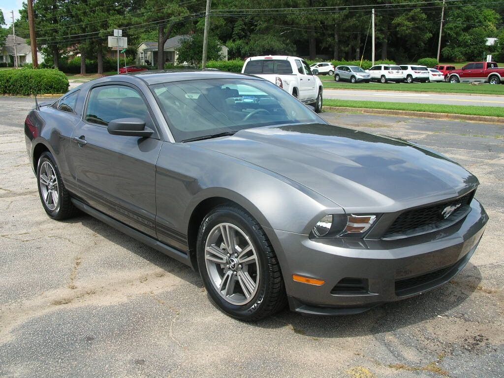 2010 FORD Mustang