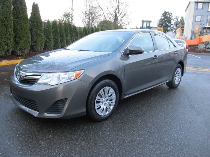 2013 TOYOTA Camry