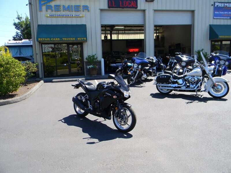 2012 HONDA CB