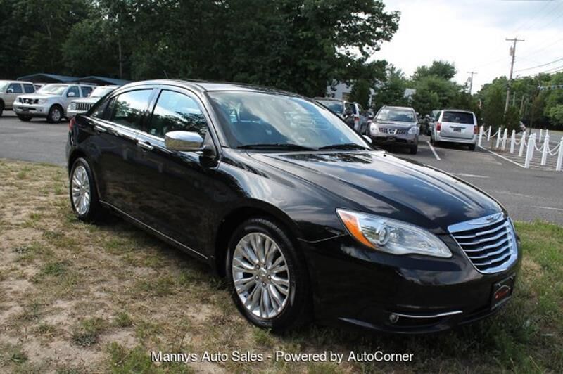 2013 CHRYSLER 200