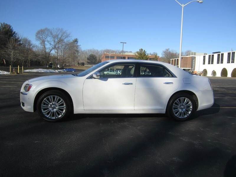 2013 CHRYSLER 300