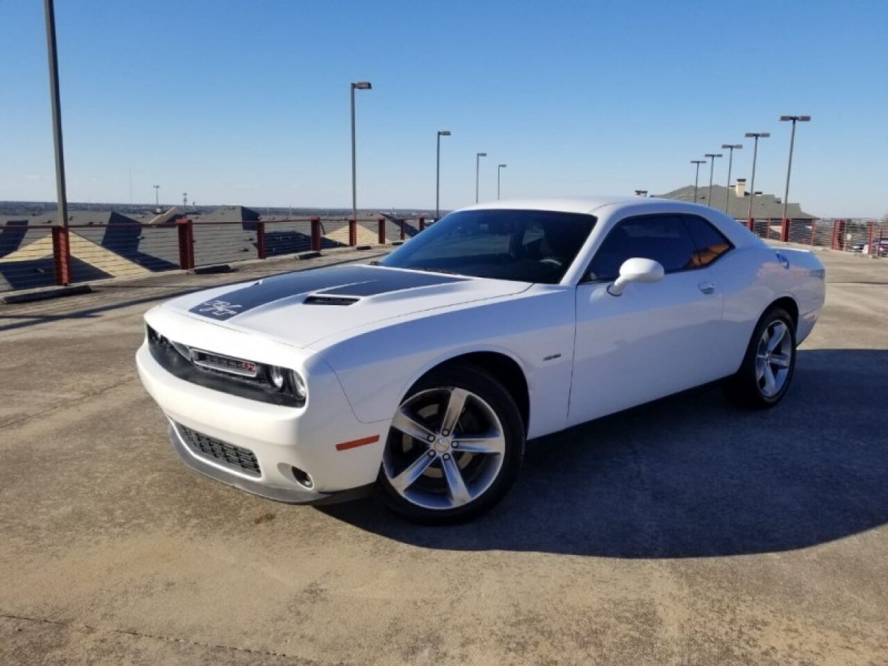2016 DODGE Challenger