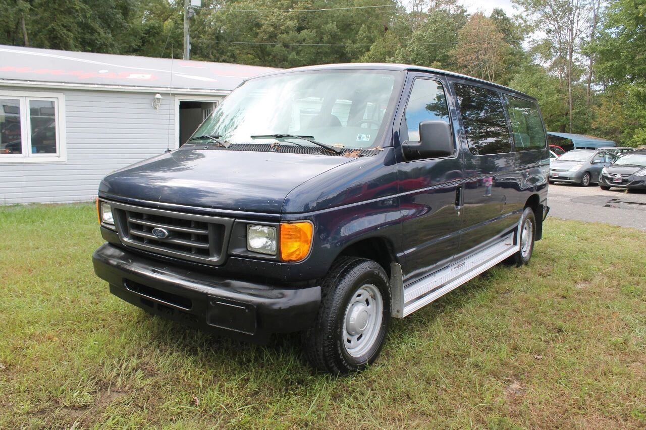 2004 FORD E-150