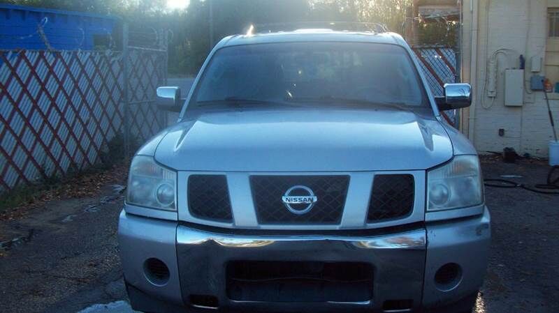 2004 NISSAN Armada