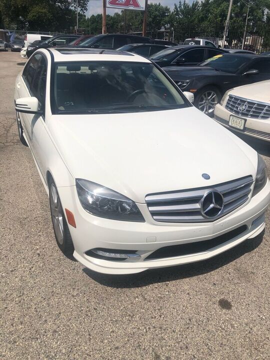 2011 MERCEDES-BENZ C-Class
