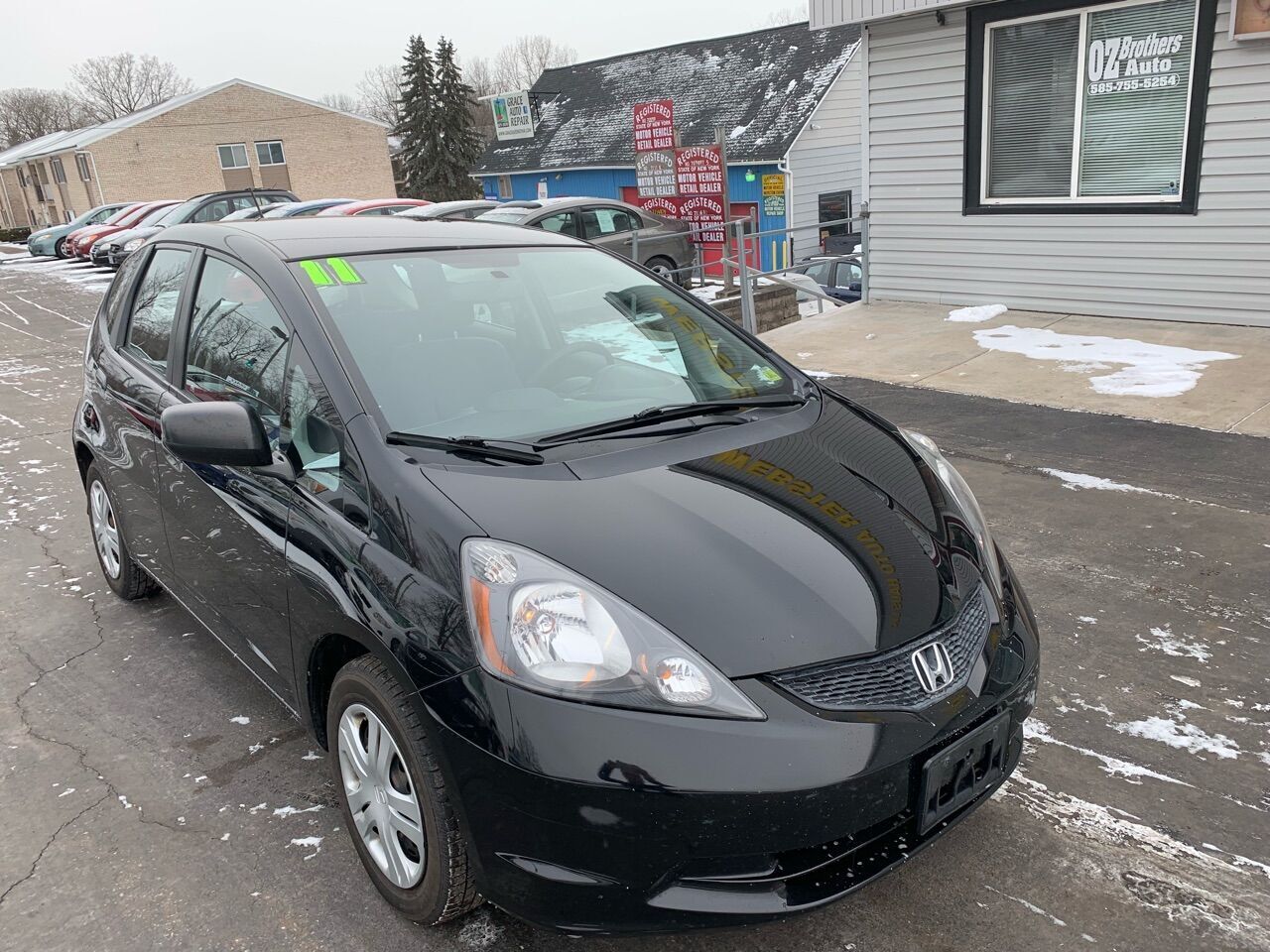 2011 HONDA Fit