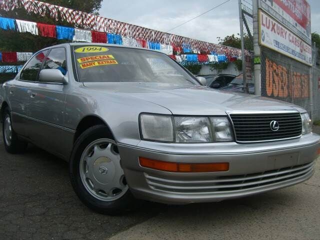 Lexus LS