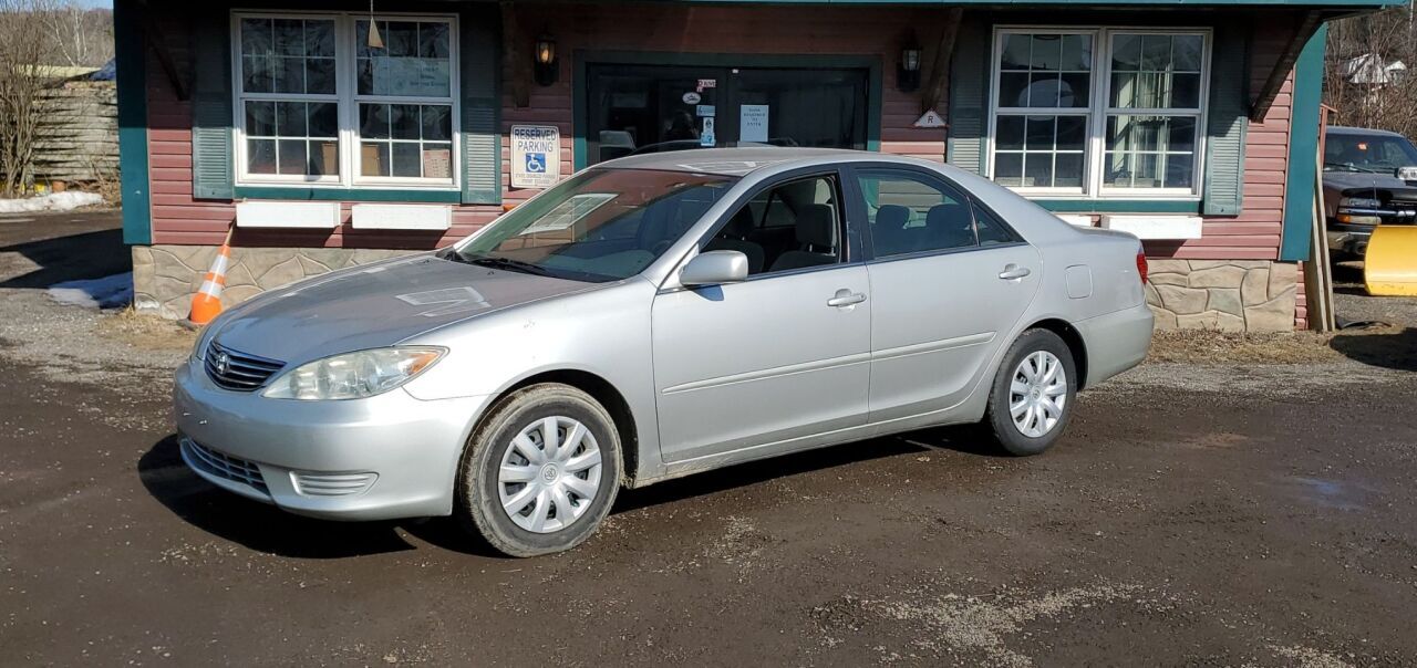 2005 TOYOTA Camry