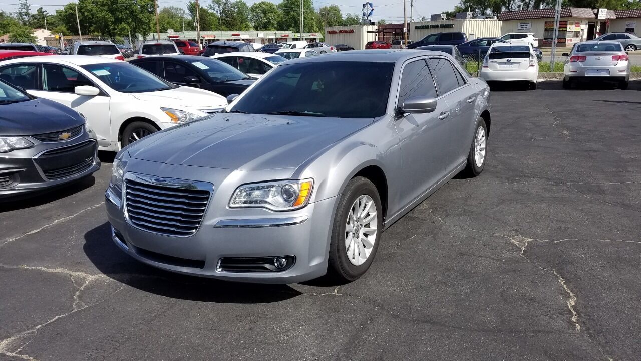 2013 CHRYSLER 300