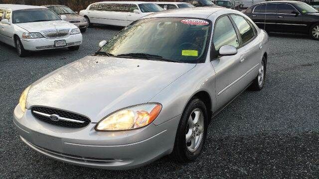 2003 FORD Taurus