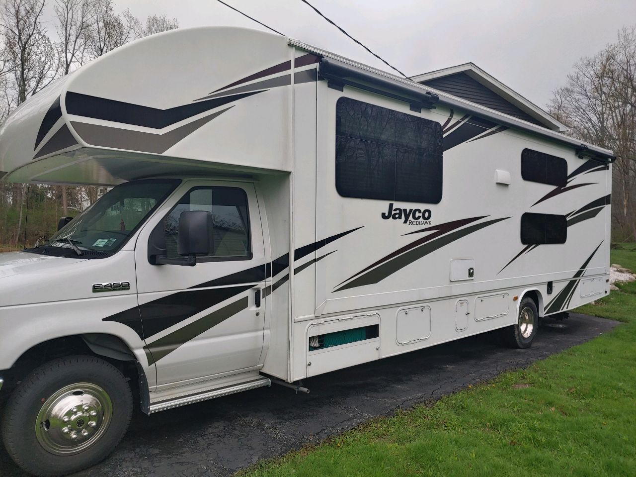2019 FORD E-450