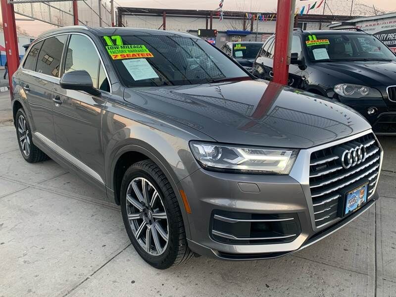 2017 AUDI Q7