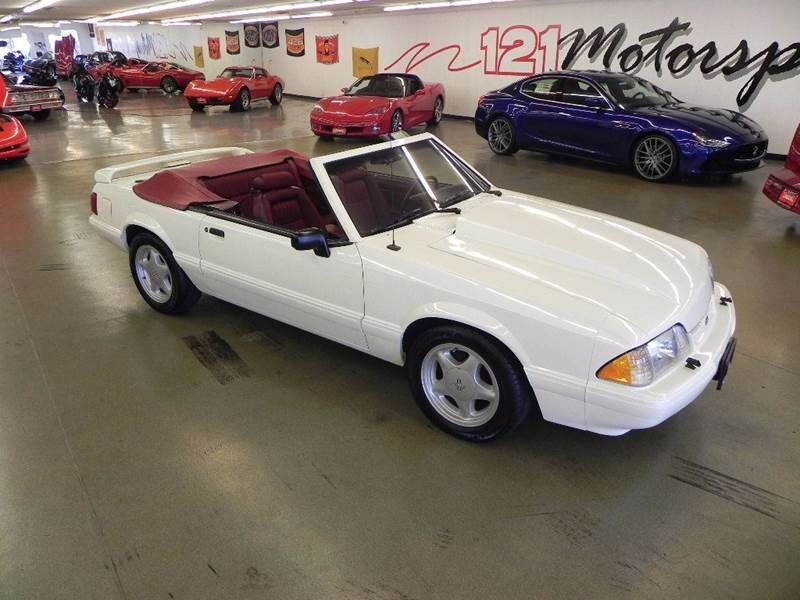 1993 FORD Mustang