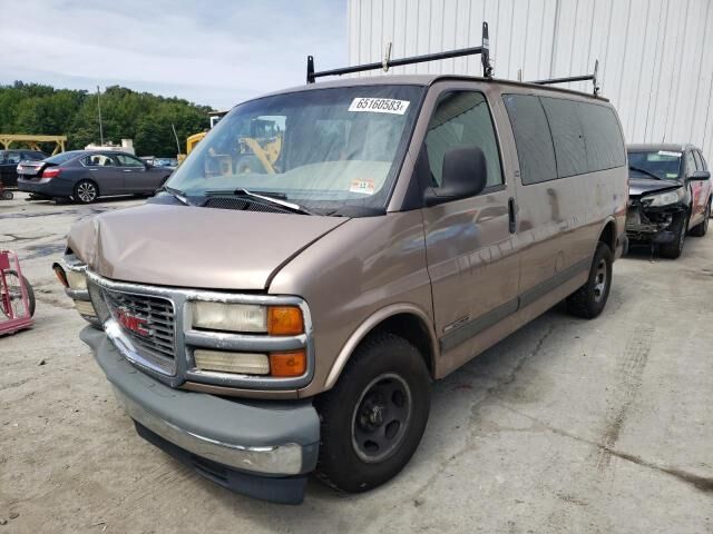 GMC Savana