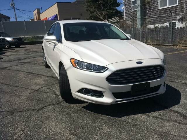 2013 FORD Fusion