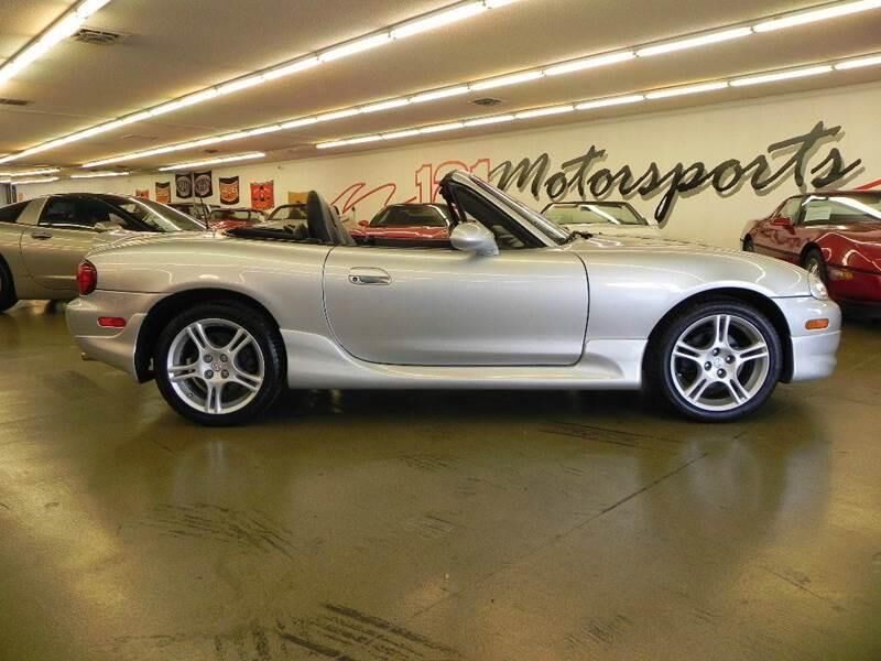 2004 MAZDA MX-5