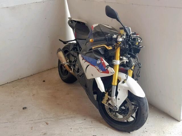 BMW S 1000 RR