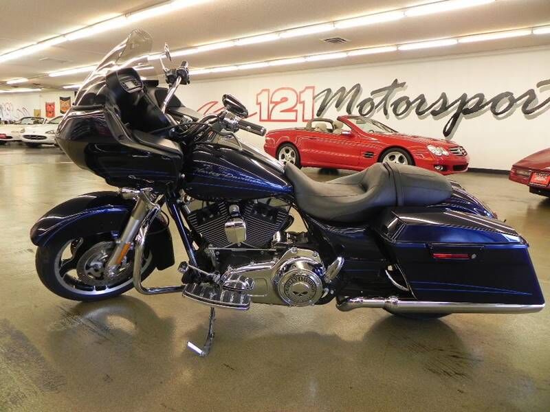 2013 HARLEY DAVIDSON Road Glide Custom