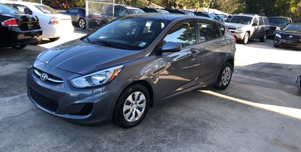 2015 HYUNDAI Accent