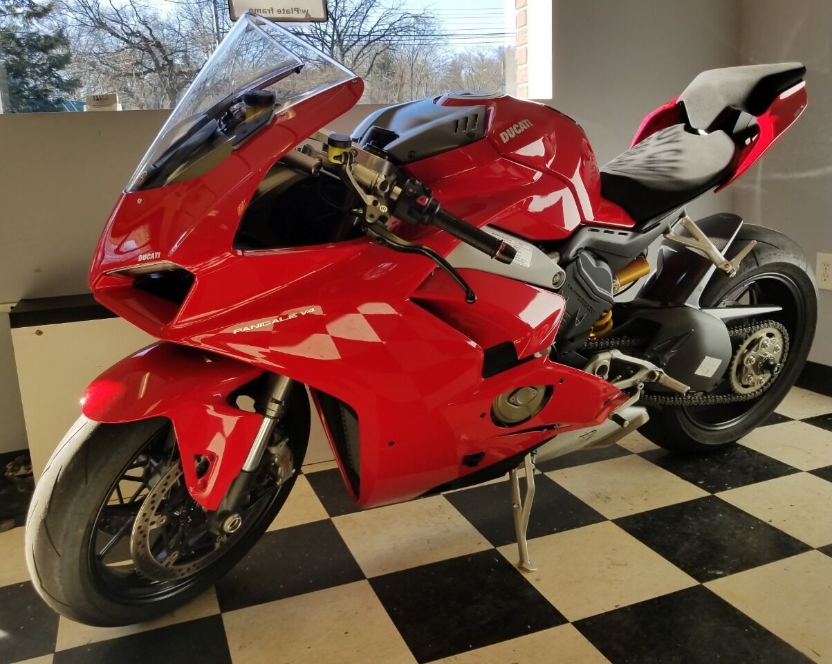 2018 DUCATI Panigale V4 / Panigale V4S / Panigale V4 Speciale