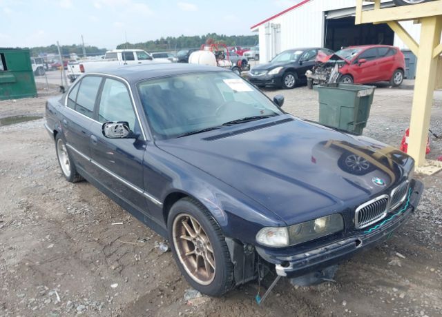 BMW 740i