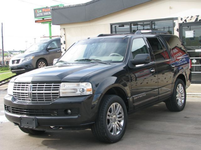 2010 LINCOLN Navigator