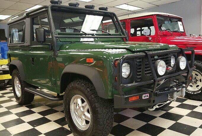 Land Rover Defender