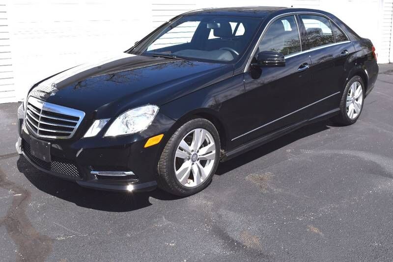 2013 MERCEDES-BENZ E-Class