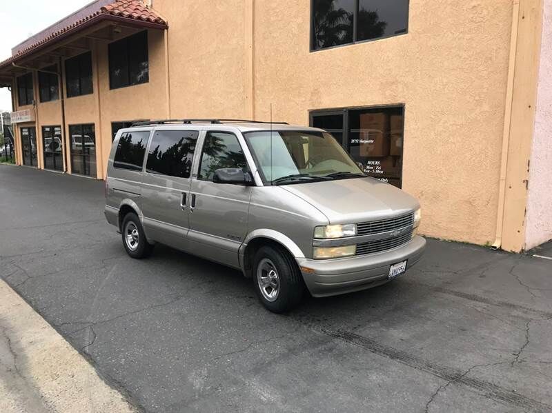 2002 Chevrolet Astro Van