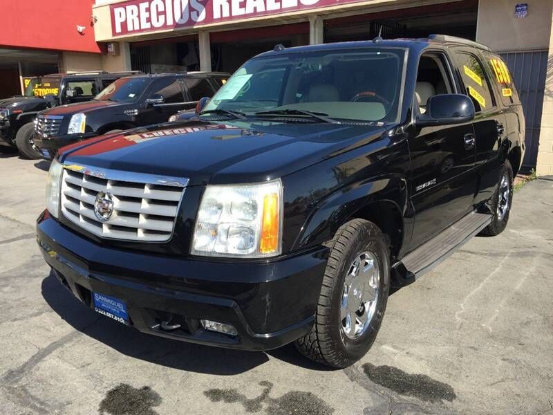 2005 CADILLAC Escalade