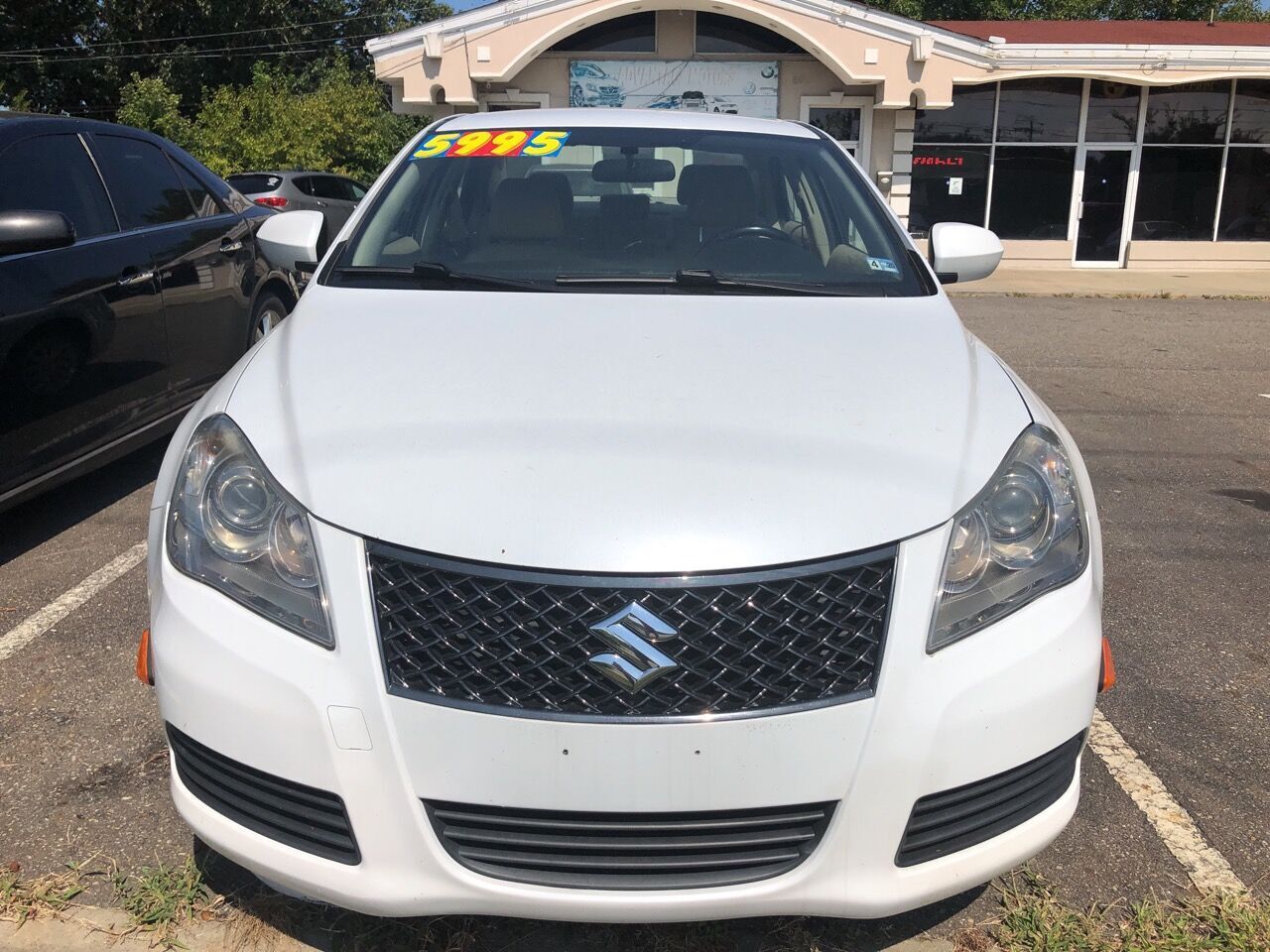 2010 SUZUKI Kizashi