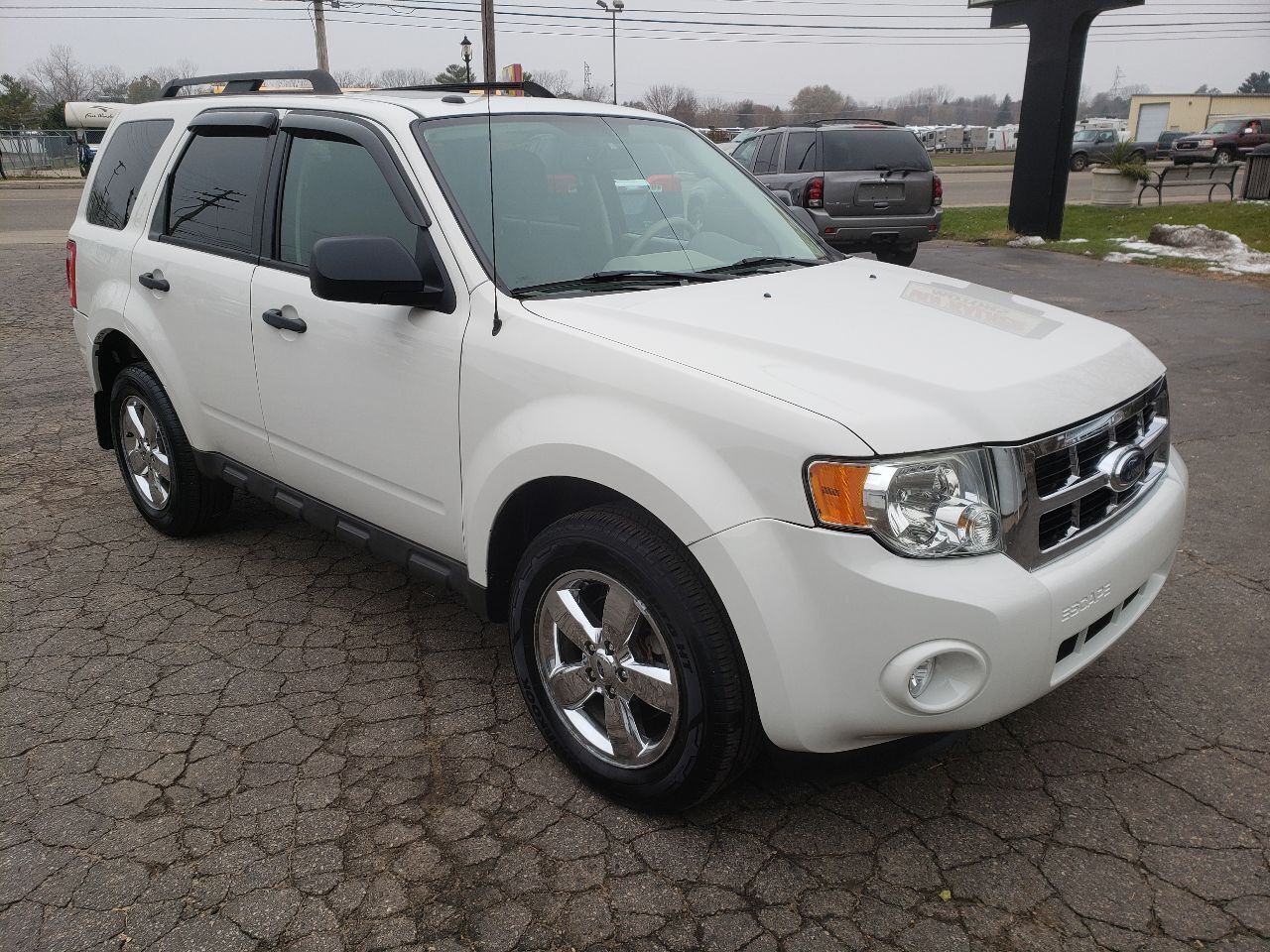 2009 FORD Escape