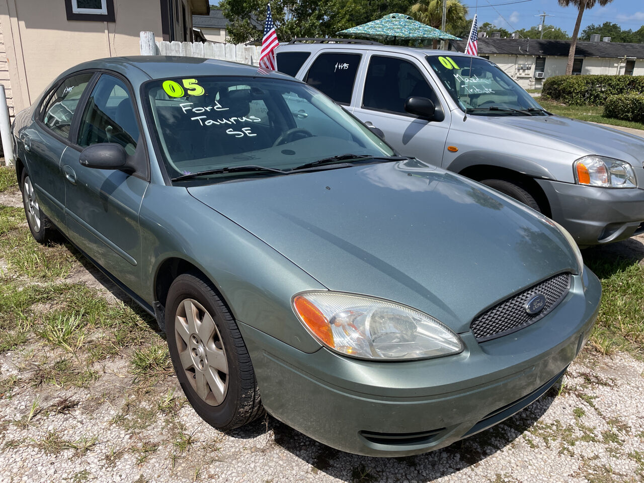 2005 FORD Taurus