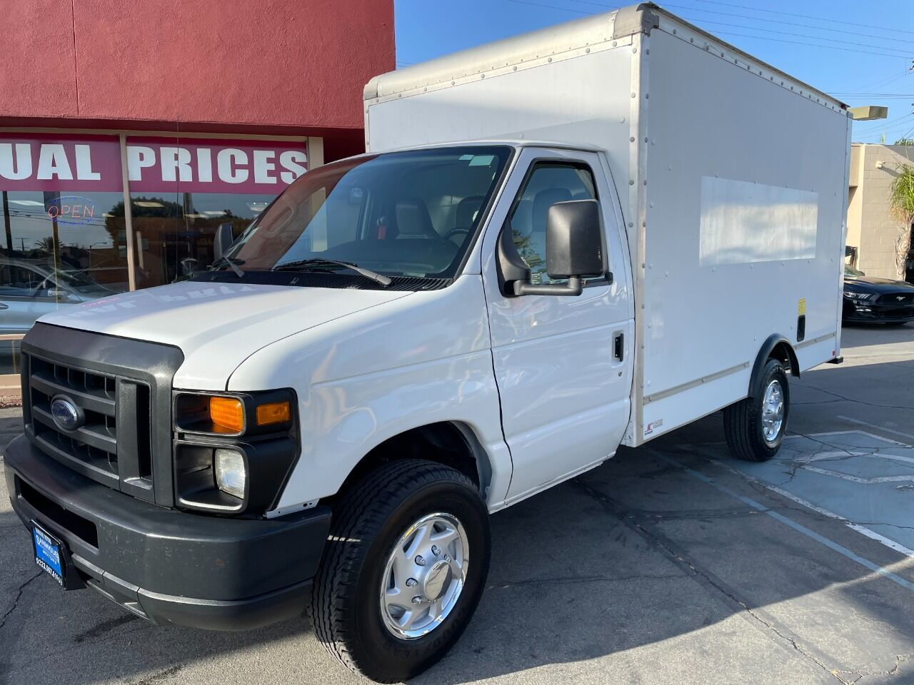 2014 FORD E-350